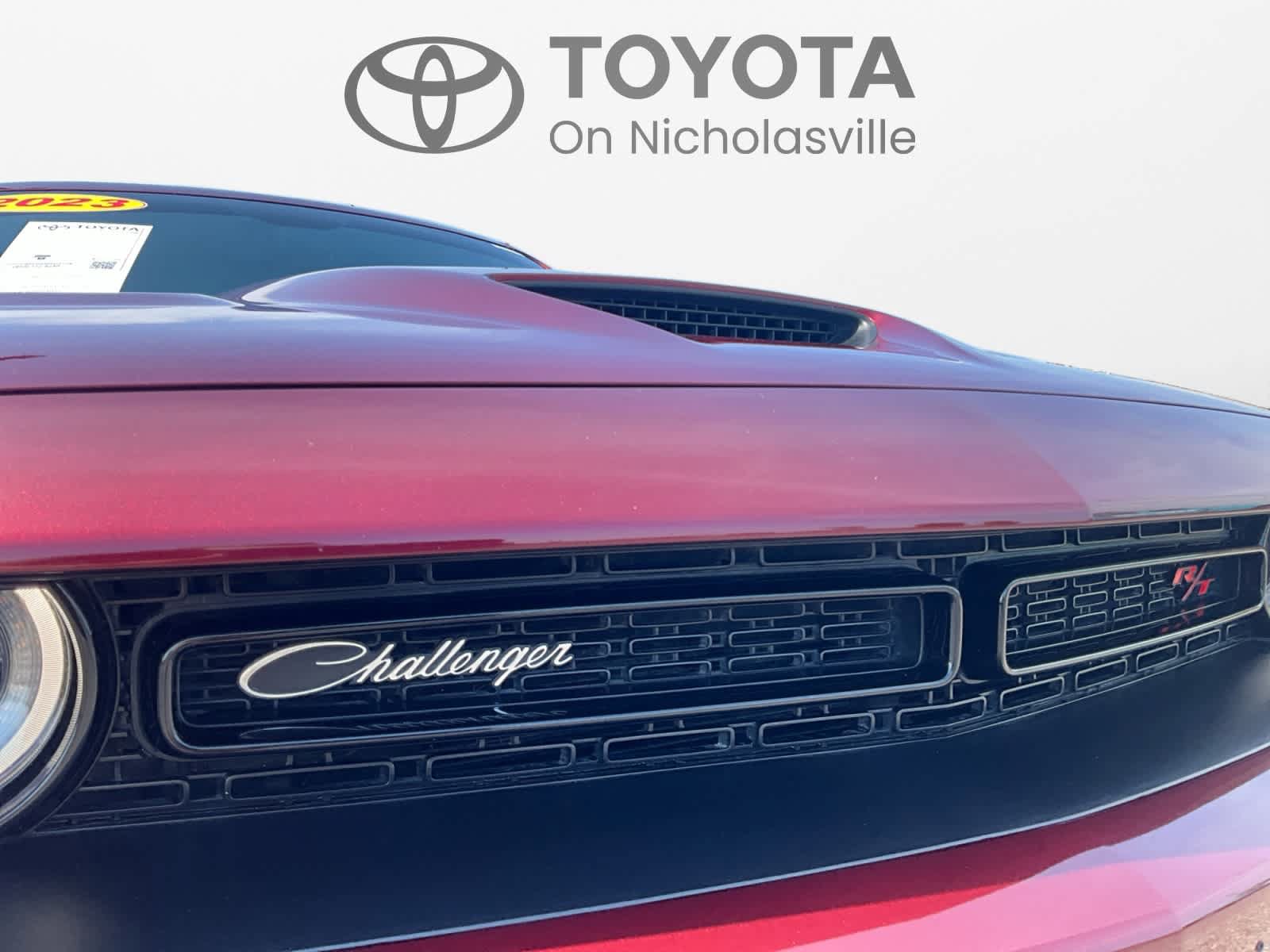 Used 2023 Dodge Challenger R/T Scat Pack RWD image 9