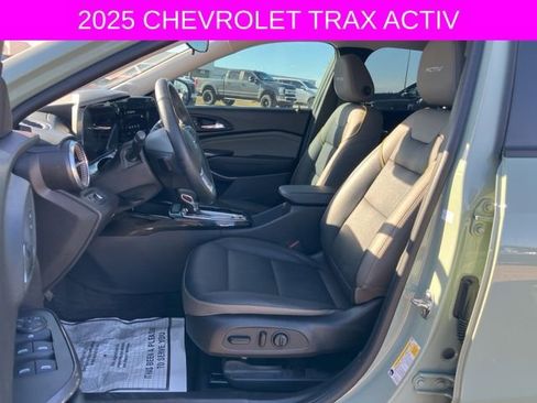 Used 2025 Chevrolet Trax ACTIV w/ Driver Confidence Package image 24
