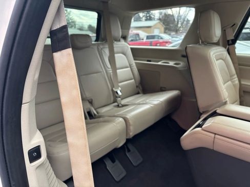 Used 2020 Lincoln Navigator Reserve w/ Luxury Package image 14