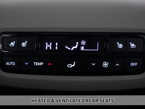 Used 2024 Hyundai Palisade Limited image 12