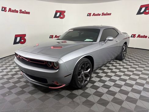 Used 2018 Dodge Challenger SXT Plus image 2
