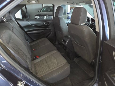 Used 2018 Chevrolet Equinox LT AWD/4WD image 24