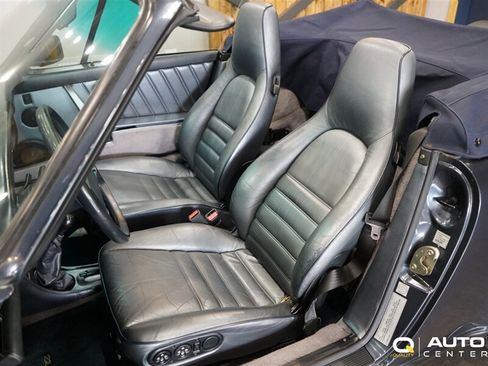 Used 1989 Porsche 911 Carrera RWD image 14