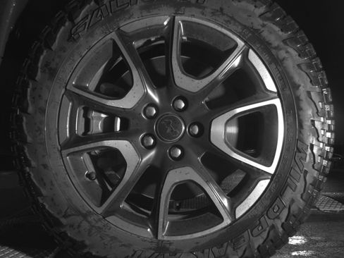 Used 2025 Jeep Compass Trailhawk AWD/4WD image 12