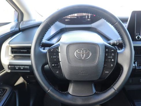 Used 2025 Toyota Prius LE image 17