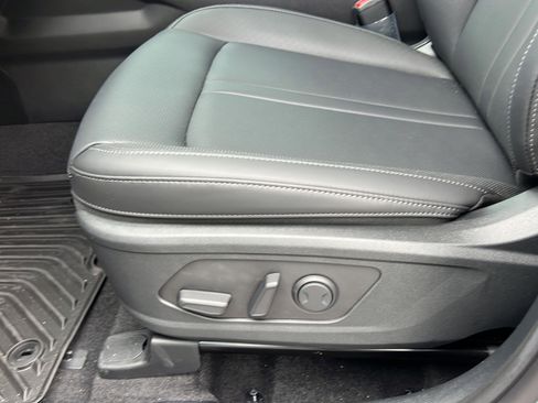 New 2026 Kia Sorento EX FWD image 17