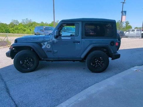 Certified 2025 Jeep Wrangler Sport AWD/4WD image 23