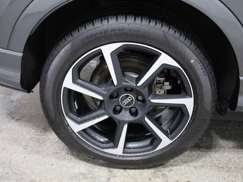 Certified 2025 Audi Q3 2.0T Premium Plus w/ Premium Plus Package image 35