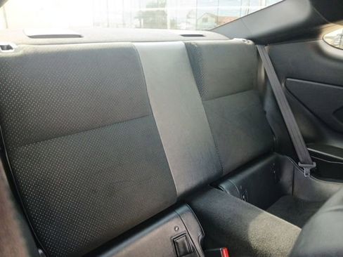 Used 2023 Toyota GR86 Premium image 12