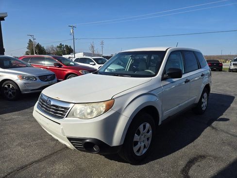 Used 2010 Subaru Forester 2.5X AWD/4WD image 2