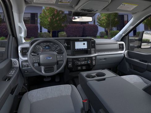 New 2026 Ford F250 XLT w/ 360-Degree Camera Package image 9