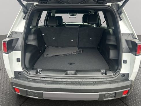 New 2026 Jeep Cherokee Limited AWD/4WD image 22