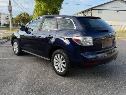 Used 2011 MAZDA CX-7 i SV FWD image 8