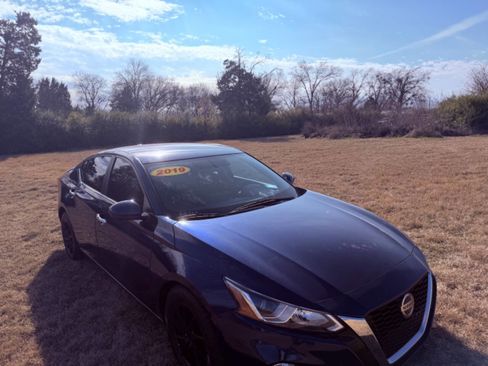 Used 2019 Nissan Altima 2.5 S image 8