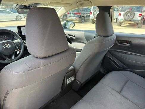 Used 2024 Toyota Corolla LE FWD image 29