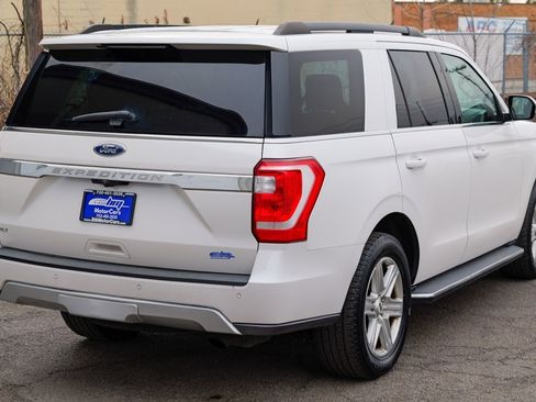 Used 2018 Ford Expedition XLT w/ Equipment Group 202A image 7