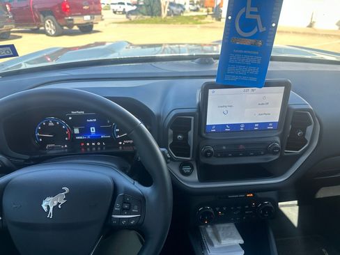 Used 2024 Ford Bronco Sport Outer Banks w/ Tech Package image 14