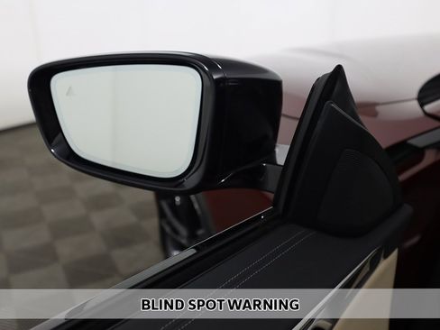 Used 2022 BMW 430i xDrive Convertible w/ M Sport Package image 4