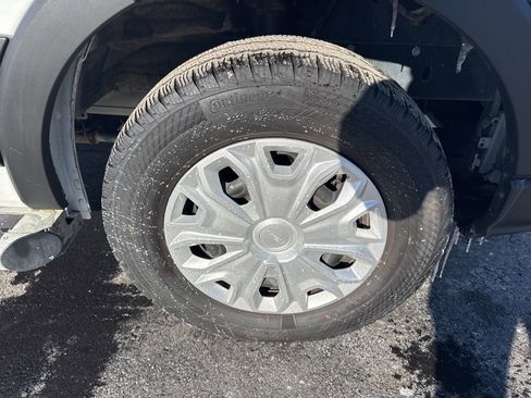 Used 2024 Ford Transit 250 Low Roof w/ Exterior Upgrade Package image 24