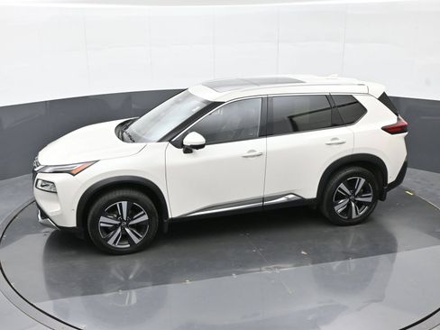 Used 2023 Nissan Rogue Platinum w/ Platinum Premium Package AWD/4WD image 29