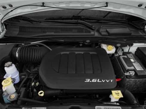 Used 2017 Dodge Grand Caravan GT image 15