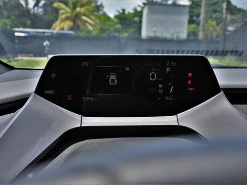 Used 2024 Toyota Prius Limited FWD image 9
