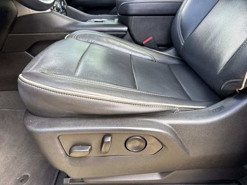 Used 2021 Chevrolet Tahoe Premier image 19