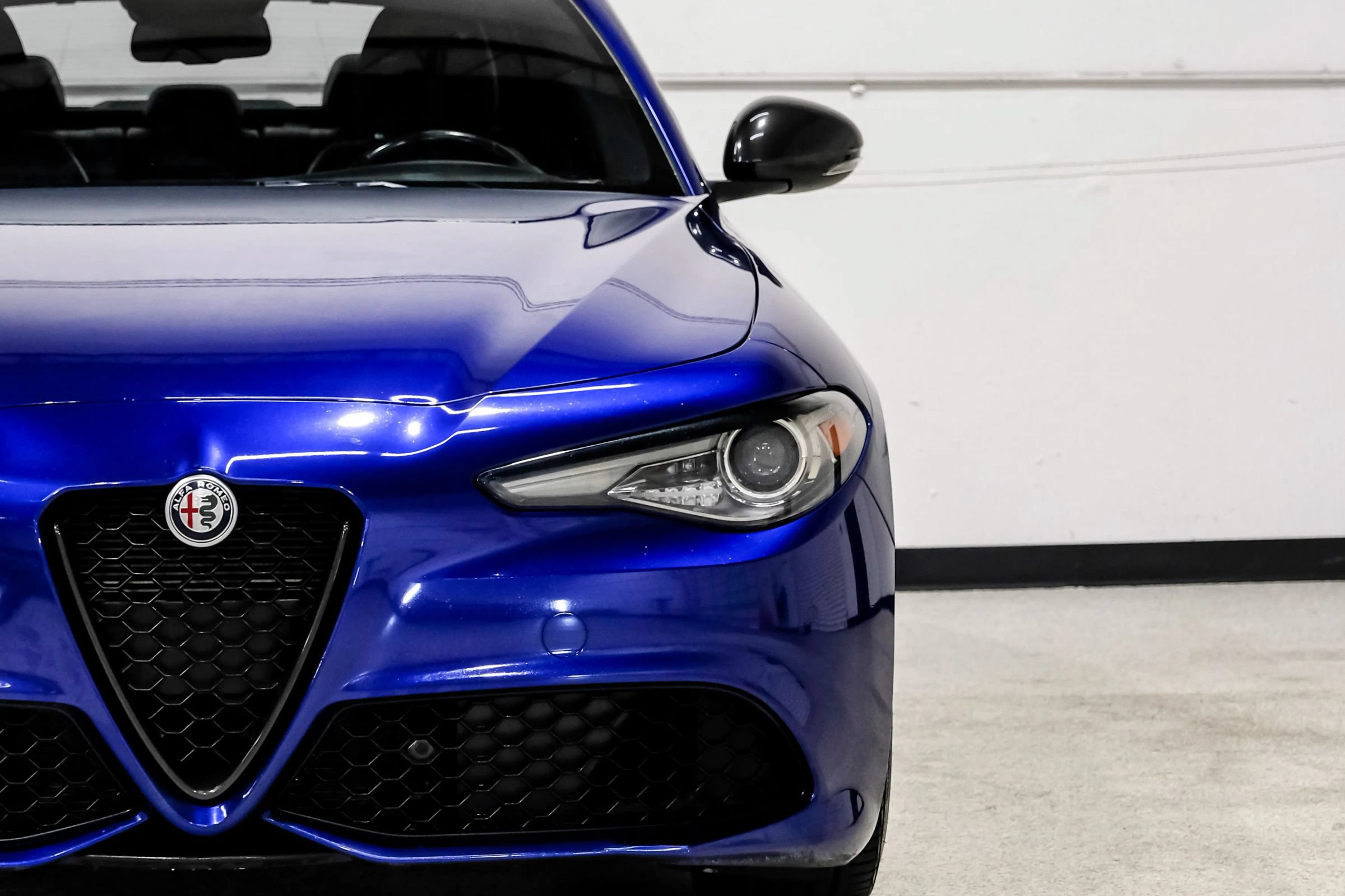 Used 2020 Alfa Romeo Giulia Ti Sport w/ Quick Order Package 22U Sport RWD image 54