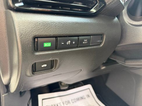 Used 2021 Nissan Sentra SV w/ Trunk Package FWD image 29