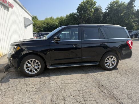 Used 2021 Ford Expedition XLT AWD/4WD image 8