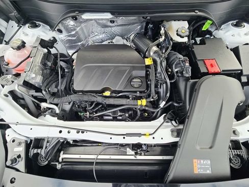 New 2026 Chevrolet Trax ACTIV w/ Driver Confidence Package FWD image 12