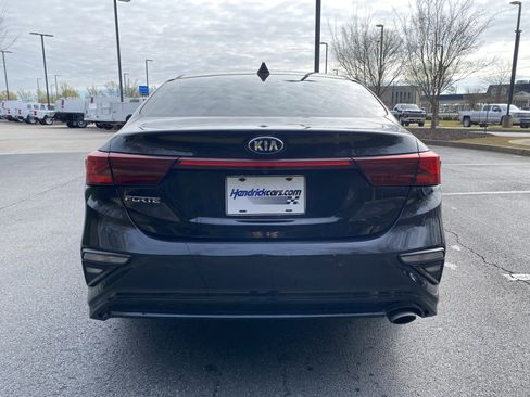 Used 2019 Kia Forte LXS image 8