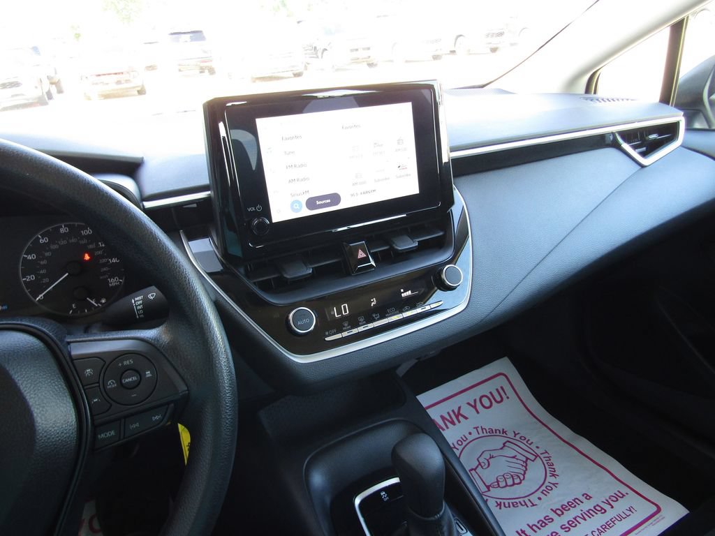 Used 2025 Toyota Corolla LE FWD image 20