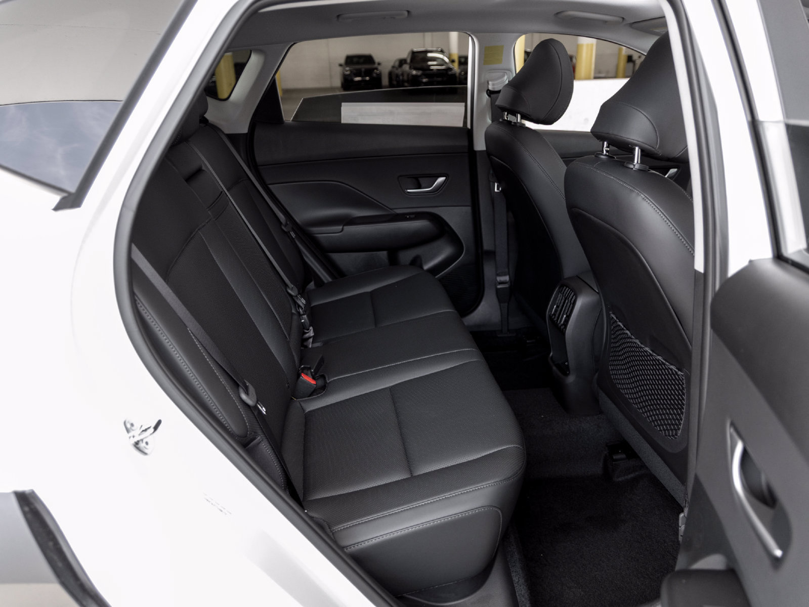 New 2026 Hyundai Kona Limited FWD image 24