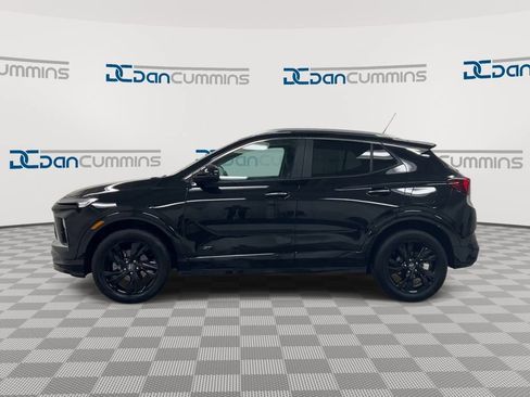 Used 2026 Buick Encore GX Sport Touring w/ Comfort Package AWD/4WD image 5