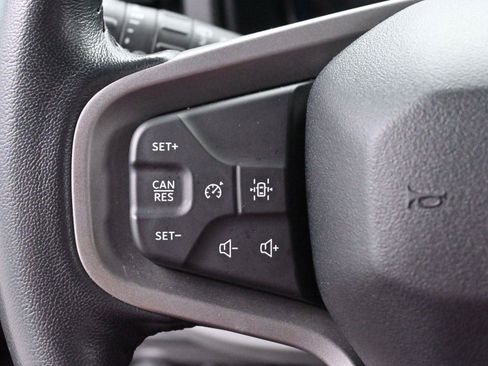 Used 2023 Ford Bronco Badlands image 17