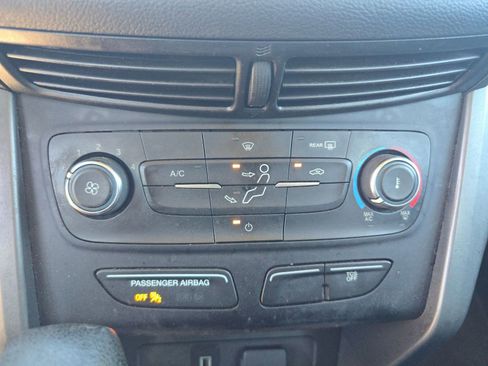 Used 2017 Ford Escape S image 21