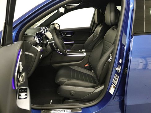 New 2025 Mercedes-Benz GLC 300 4MATIC image 15