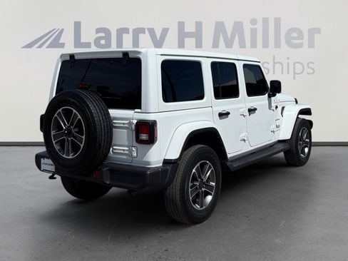 Certified 2023 Jeep Wrangler Unlimited Sahara AWD/4WD image 5