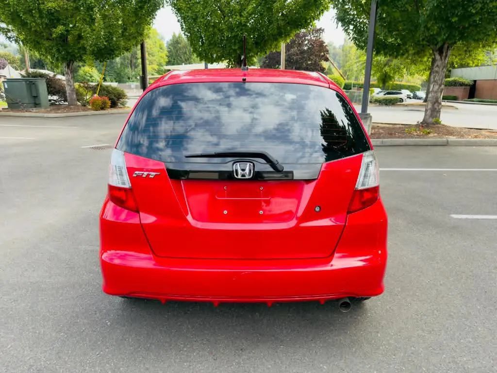 Used 2010 Honda Fit image 4
