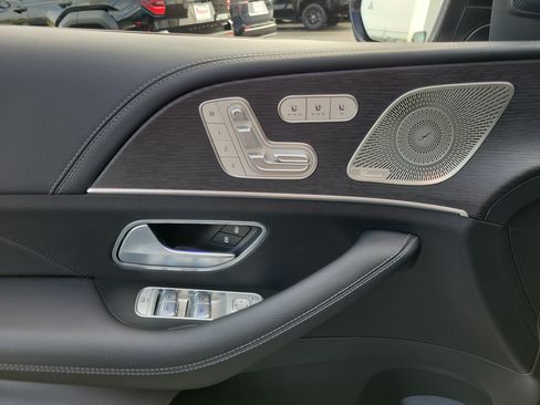 Used 2024 Mercedes-Benz GLE 350 4MATIC image 17