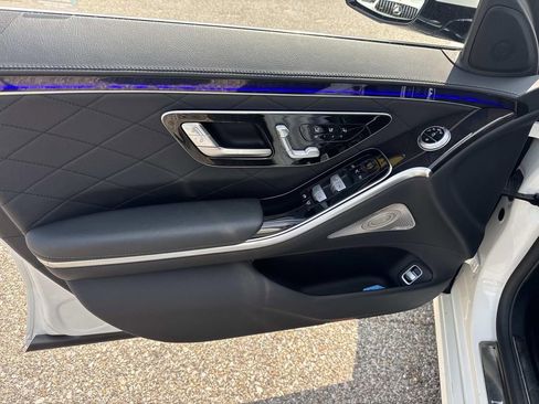 Used 2022 Mercedes-Benz S 580 4MATIC Sedan image 19