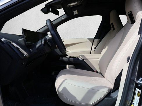 Certified 2023 BMW iX xDrive50 AWD/4WD image 21