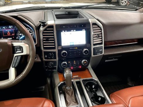 Used 2018 Ford F150 King Ranch w/ Equipment Group 601A Luxury image 7