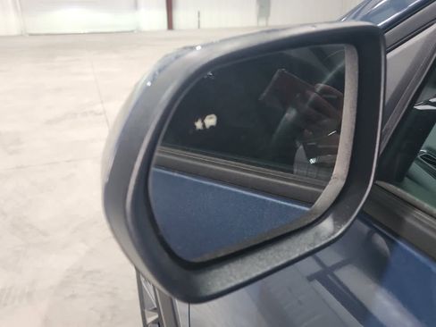 Used 2025 Chevrolet Equinox LT image 10