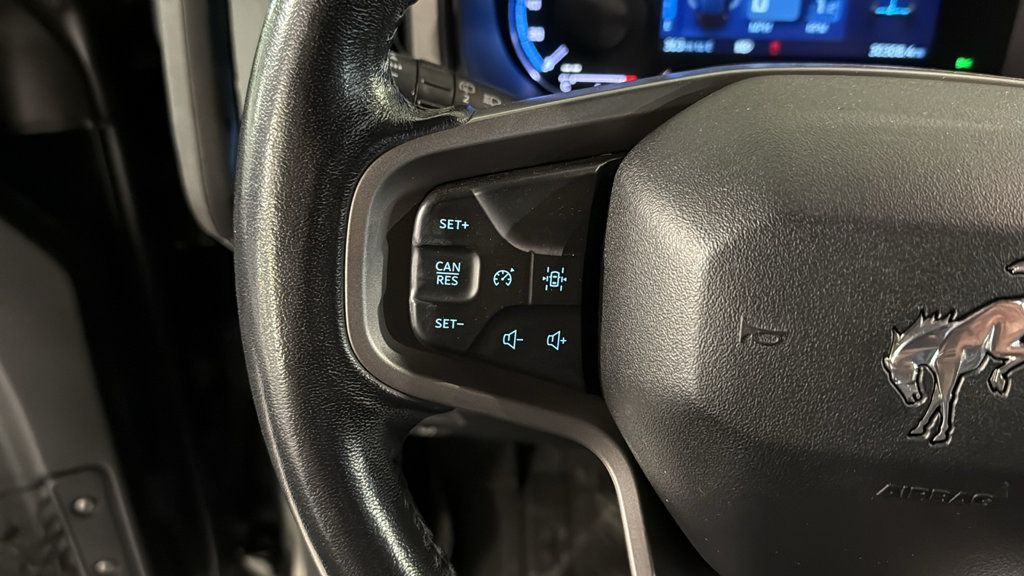 Used 2022 Ford Bronco Black Diamond AWD/4WD image 12