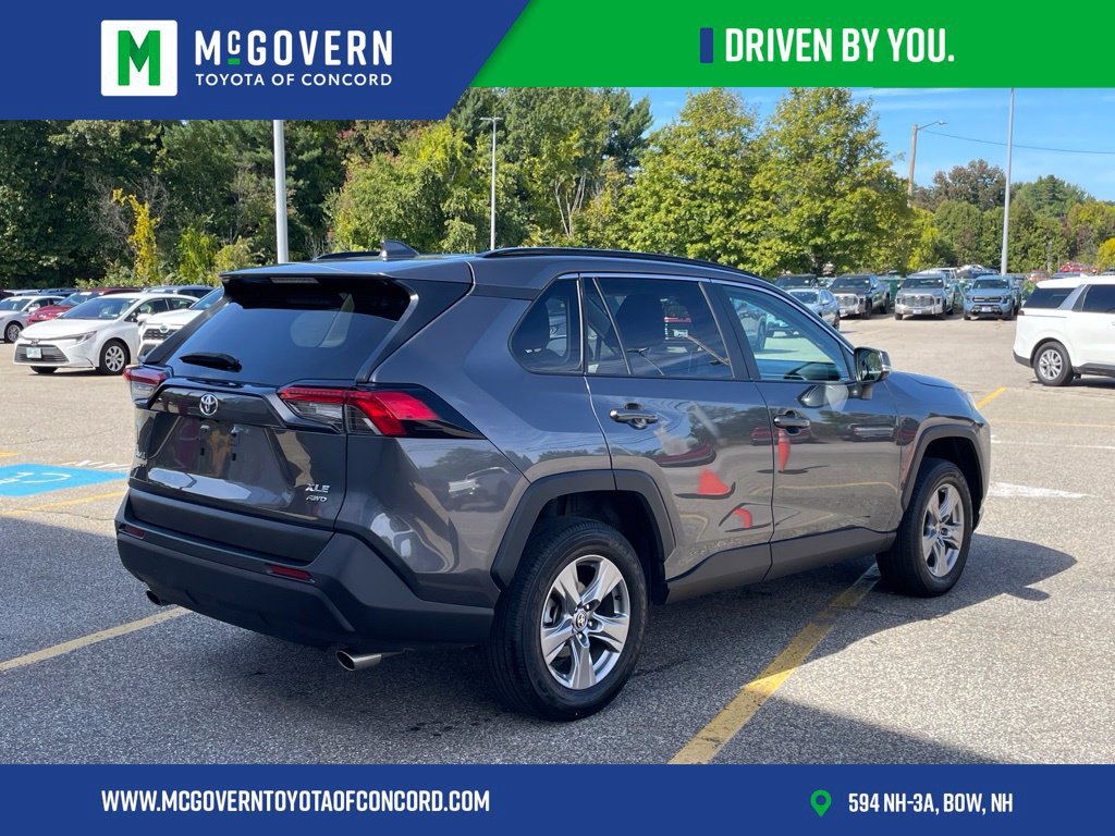 Used 2023 Toyota RAV4 XLE w/ Convenience Package AWD/4WD image 5