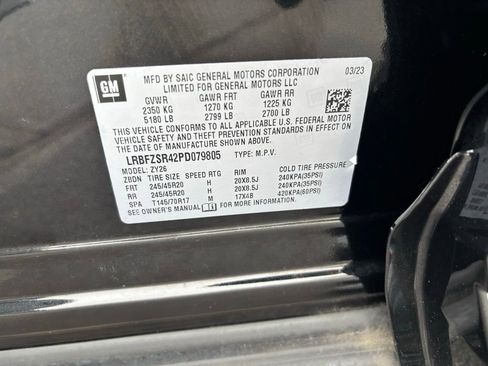 Used 2023 Buick Envision Avenir image 15