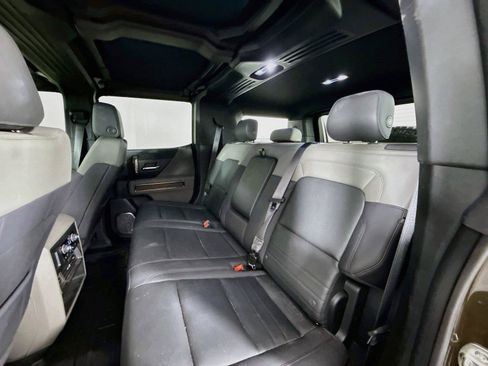 Used 2024 GMC Hummer EV 2X w/ Extreme Off-Road Package AWD/4WD image 23