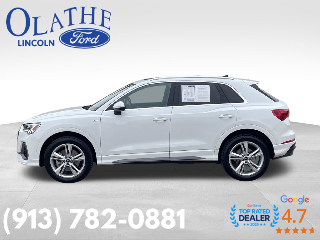 Used 2024 Audi Q3 2.0T Premium AWD/4WD image 2
